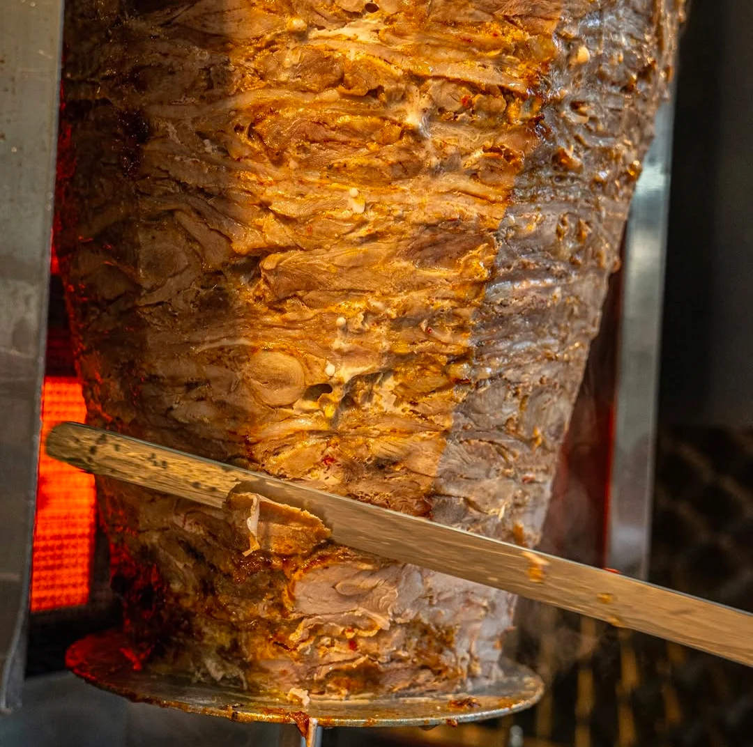 Broche de kebab découpée au feu